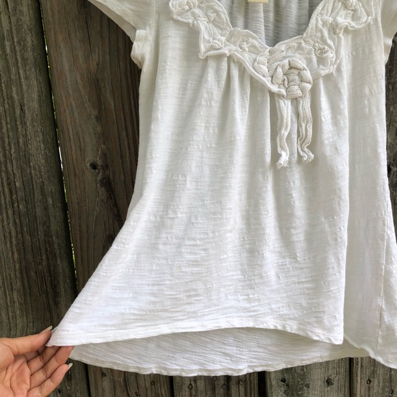 Anthropologie white short sleeve swing tee - Picture 4 of 9